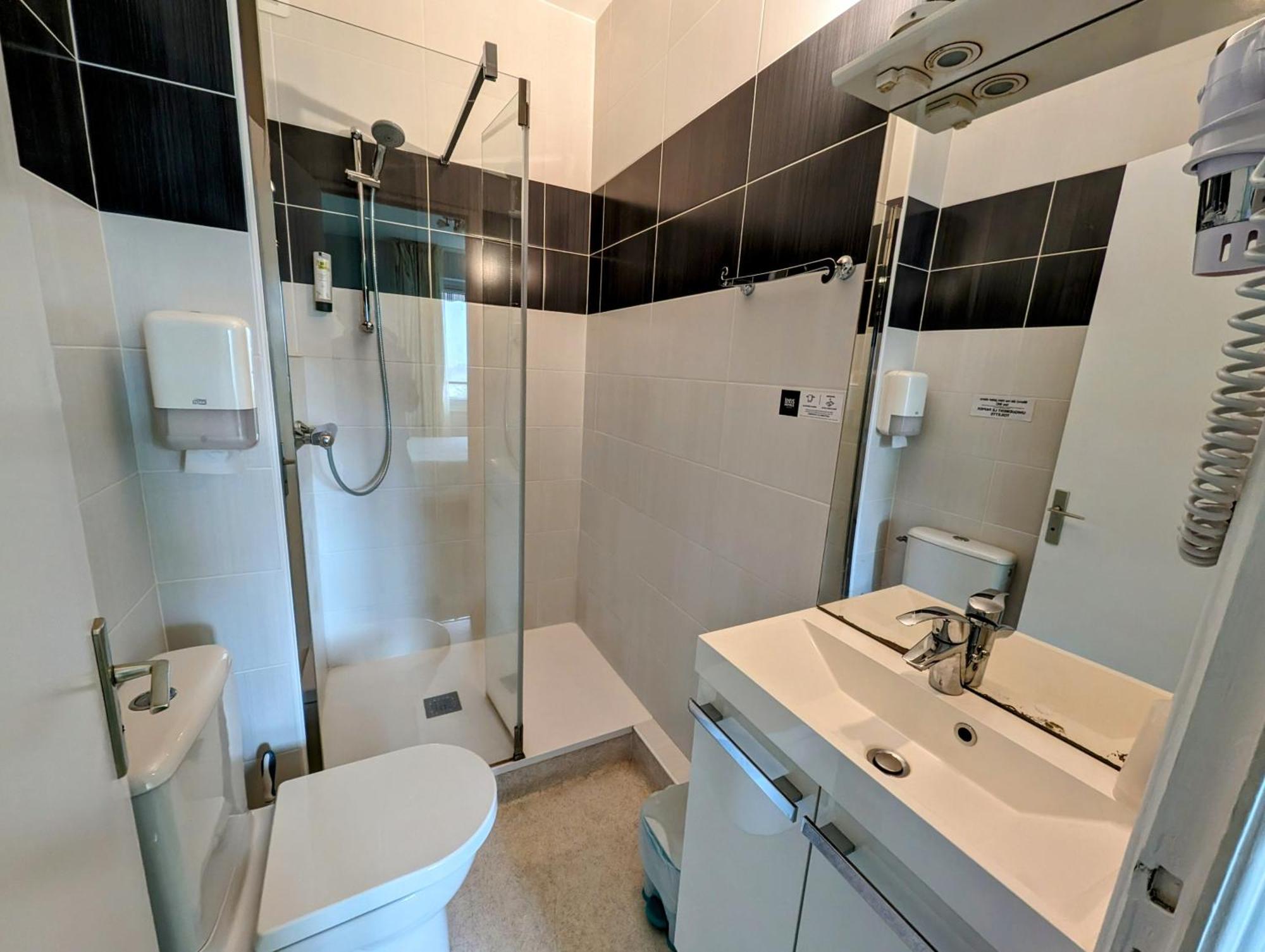 Logis Hotel Le Beau Site 莱克河畔尚邦 外观 照片